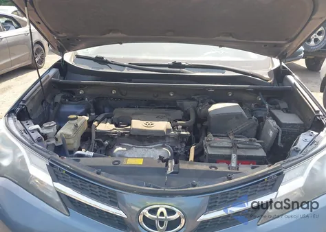 2013 Toyota Rav4 Xle z USA, uszkodzony, nr VIN JTMRFREV5DD038613